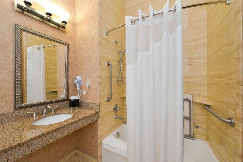 Номер Стандарт, Holiday Inn Express Hotel & Suites Royse City   Rockwallrockwall   Royse City, An Ihg