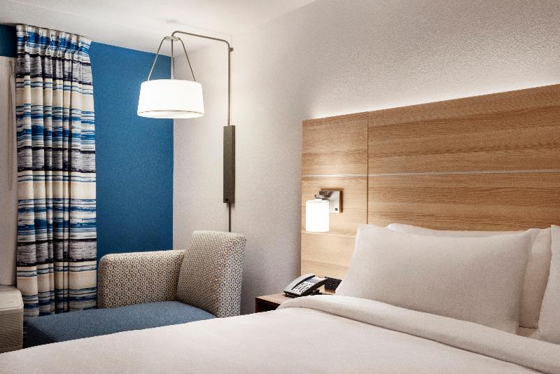 Quarto Estandar Cama King, Holiday Inn Express Dumfries Quantico, An Ihg