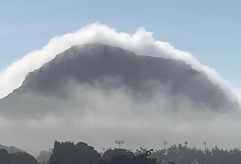장애인을 위한 스탠다드 룸, Morro Bay Beach Inn