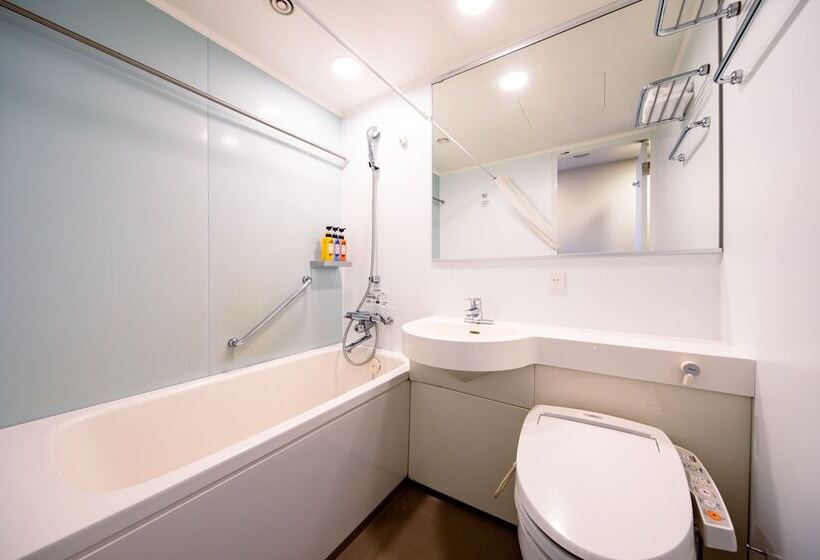 Номер Economy, Tokyu Stay Ikebukuro