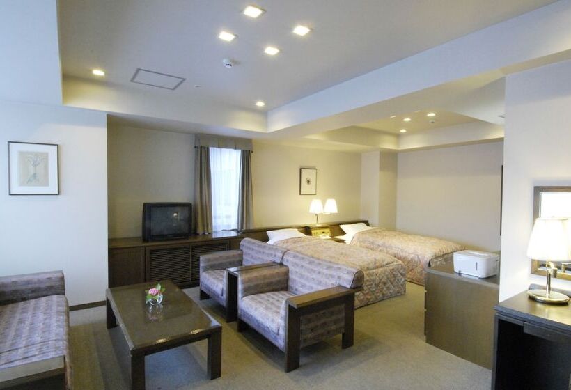 سوییت, Karuizawakurabu Hotel 1130 Hewitt Resort