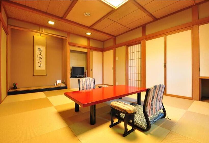 Номер Стандарт, Koshi No Yado Takashimaya