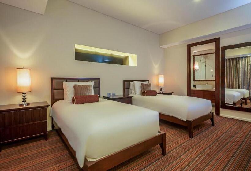 Президентский Люкс, Joy Nostalg Hotel & Suites Manila Managed By Accorhotels
