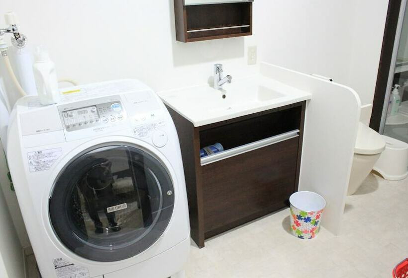 آپارتمان لوکس 1 خوابه, Tsuru Apartments