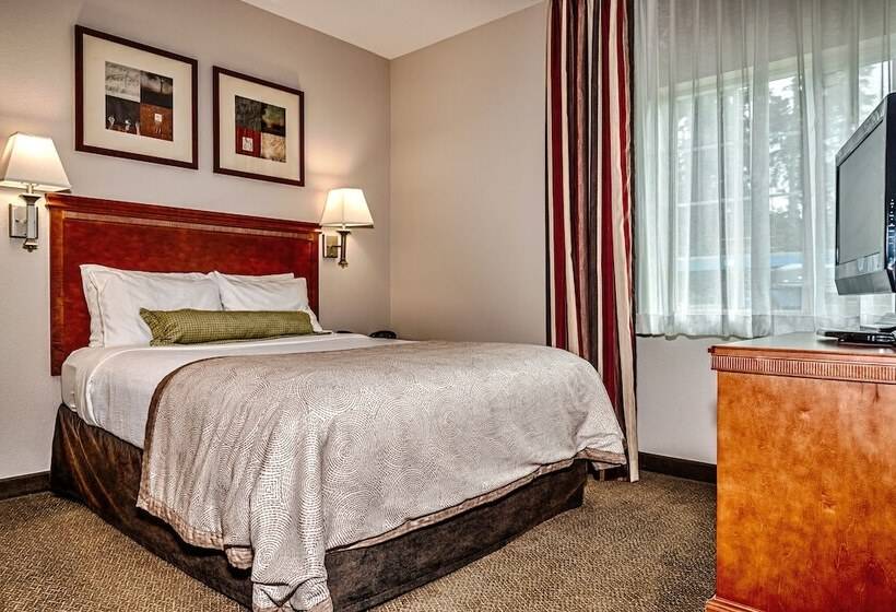 سوئیت برای معلولان, Candlewood Suites Oak Harbor, An Ihg