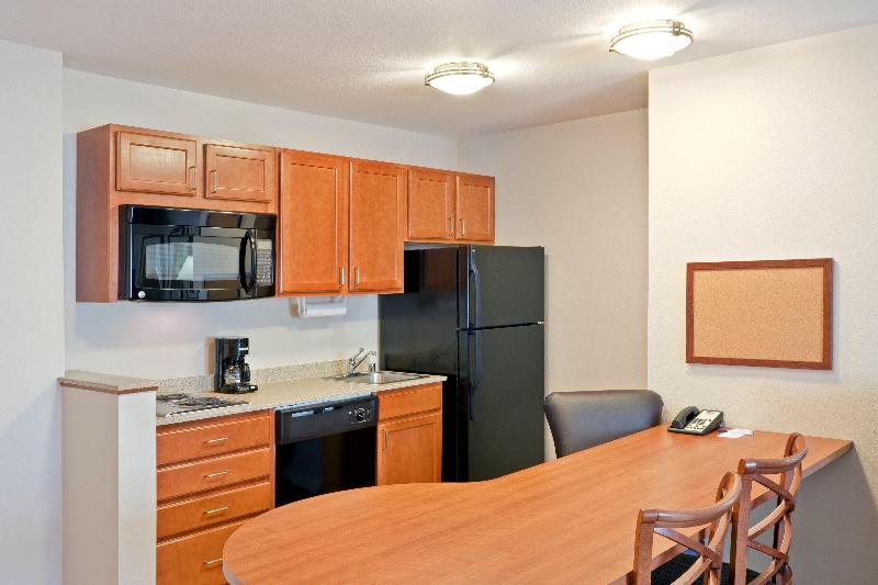 سوئیت برای معلولان, Candlewood Suites Oak Harbor, An Ihg