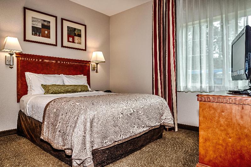 سوئیت برای معلولان, Candlewood Suites Oak Harbor, An Ihg