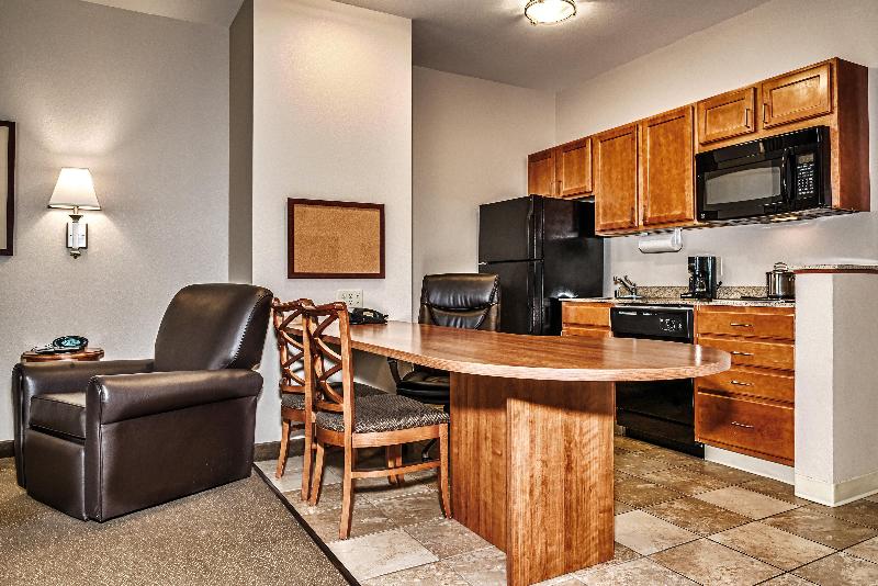 سوئیت برای معلولان, Candlewood Suites Oak Harbor, An Ihg