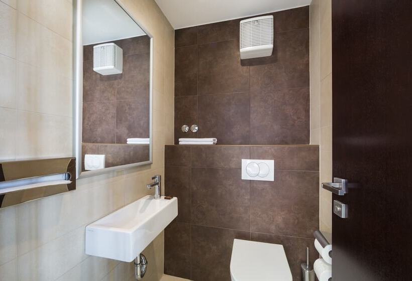 1 Bedroom Deluxe Apartment Sea View, Valamar Atrium Residence