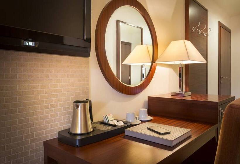 اتاق کلاسیک سه تخته, Valamar Atrium Residence