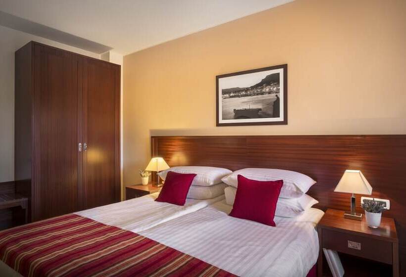 اتاق سوپریور سه تخته, Valamar Atrium Residence