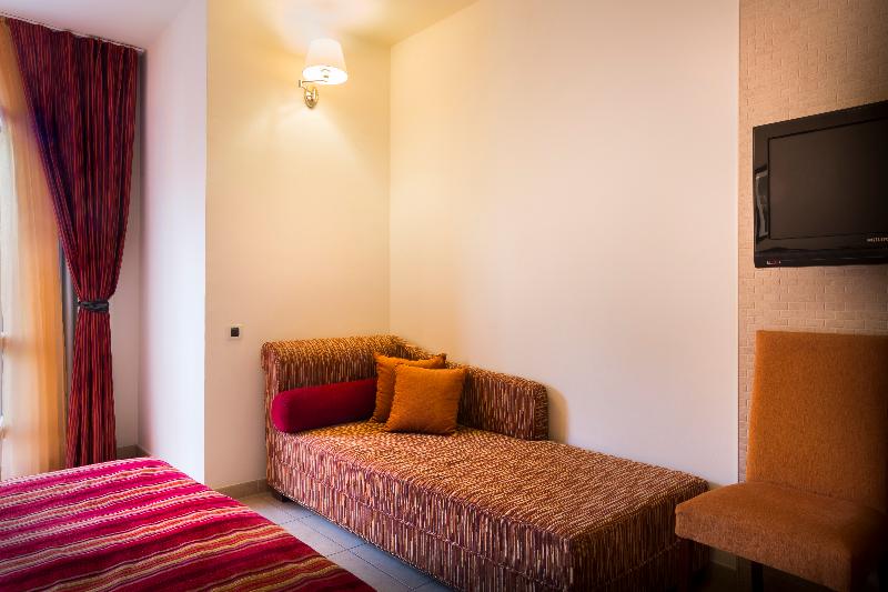 اتاق کلاسیک سه تخته, Valamar Atrium Residence
