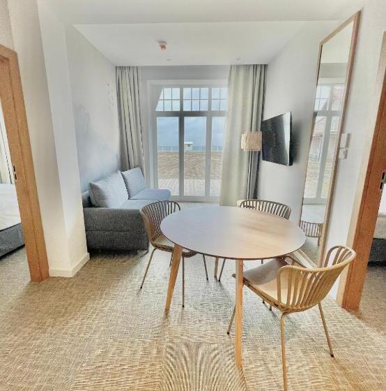 Deluxe Suite Sea View, Zhong Hua