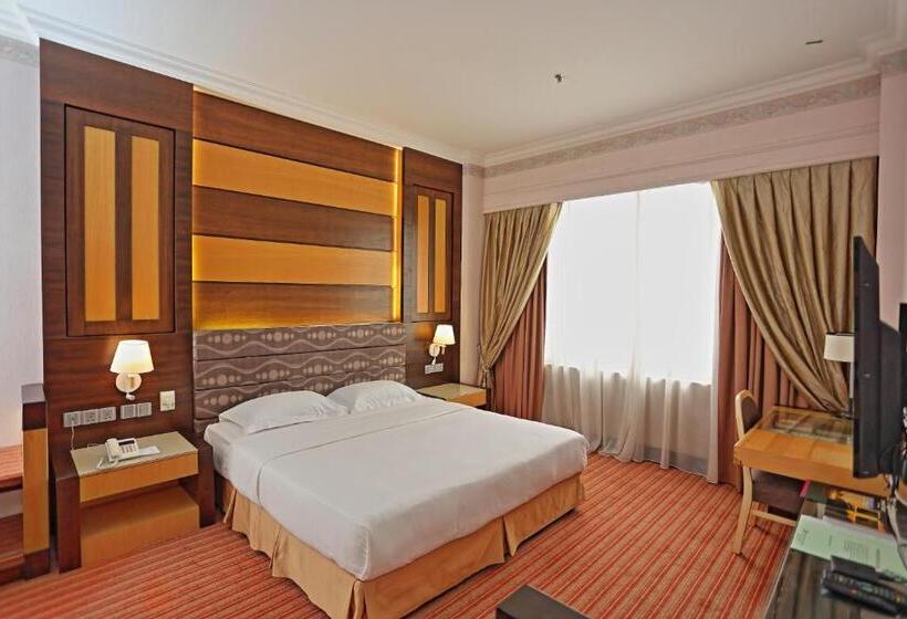 주니어 스위트, Dynasty Hotel Miri
