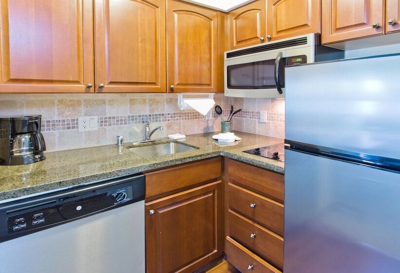 带2个卧室的套房, Staybridge Suites Everett   Paine Field, An Ihg