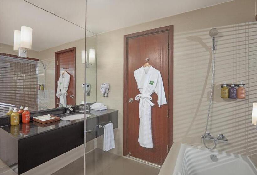 Люкс, Holiday Inn & Suites Batangas Limapark, An Ihg