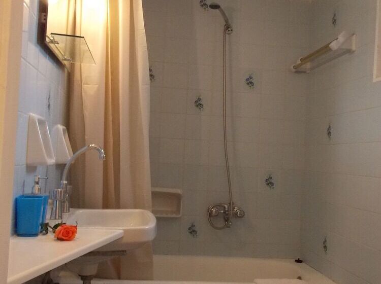 آپارتمان 1 خوابه با چشم‌انداز دریا, Mirabella Apartments