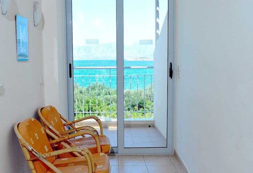 آپارتمان 2 خوابه با چشم‌انداز دریا, Mirabella Apartments