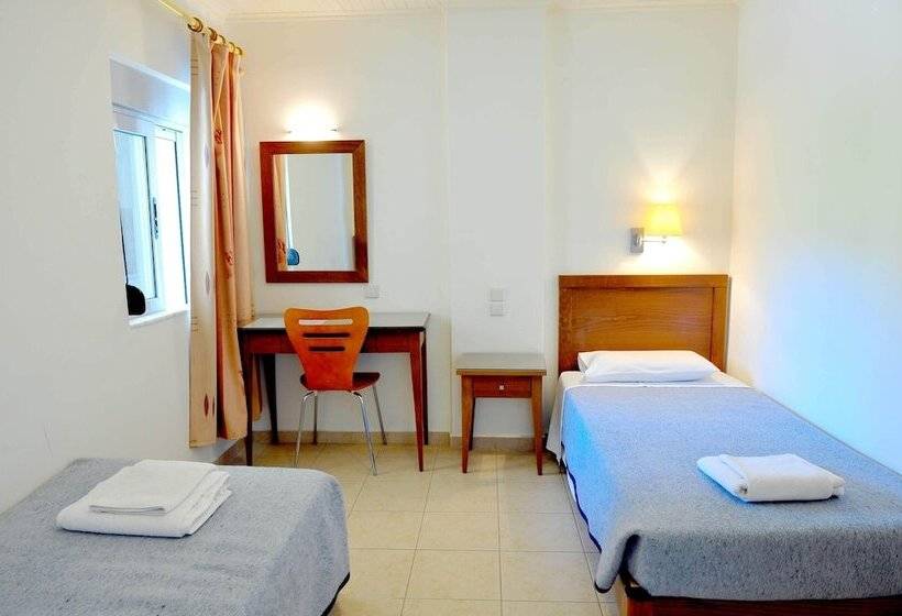 آپارتمان 2 خوابه با چشم‌انداز دریا, Mirabella Apartments