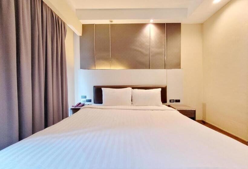Quarto Deluxe, Citin Sukhumvit 11 Nana Bangkok By Compass Hospitality