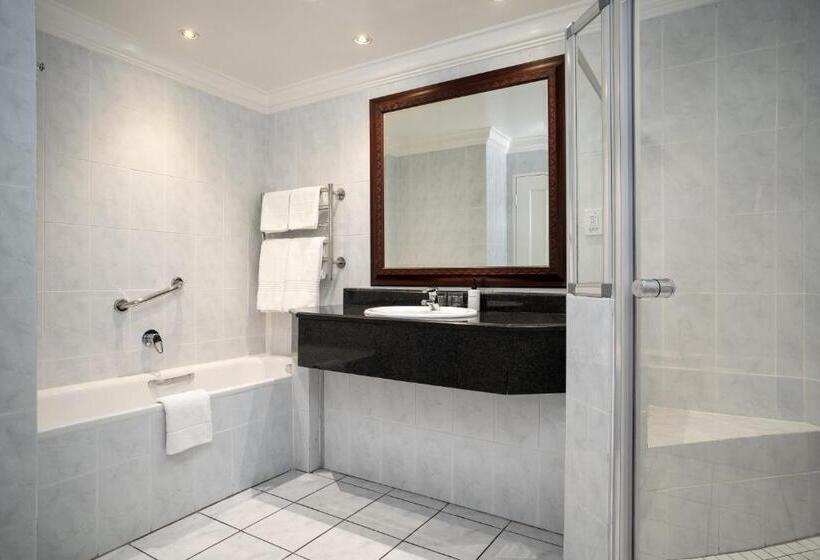 Номер Deluxe, Premier Hotel Quatermain