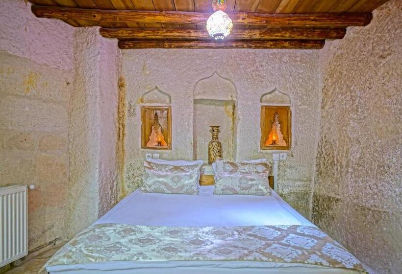 Четырехместный Номер Стандарт, Elysee Cave House