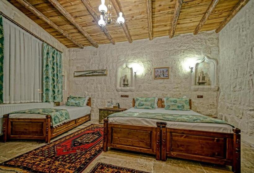 Номер Стандарт Трехместный, Elysee Cave House