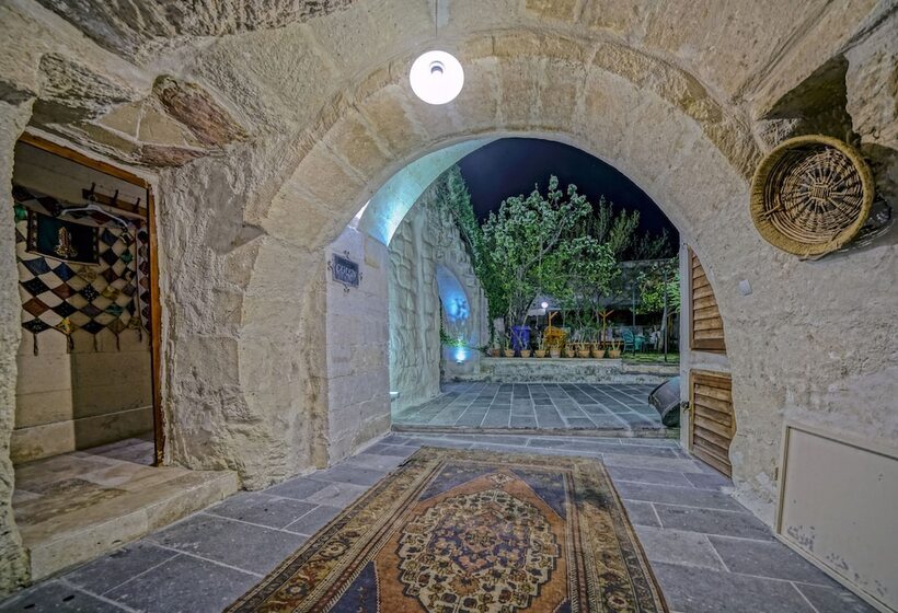 Номер Стандарт, Elysee Cave House