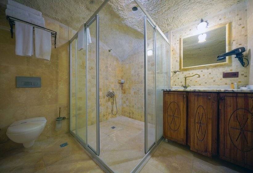 Family Suite, Elysee Cave House