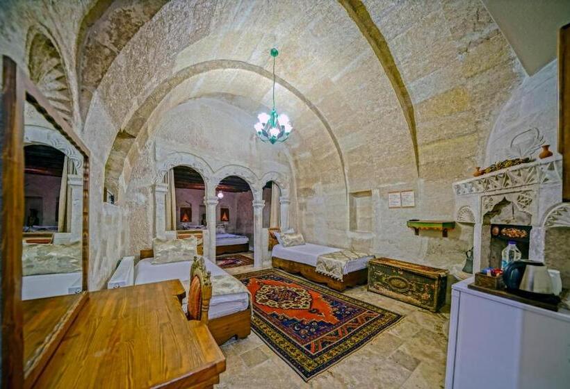 Четырехместный Номер Стандарт, Elysee Cave House