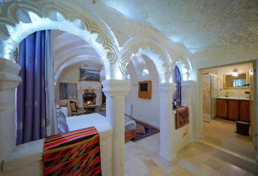 Family Suite, Elysee Cave House