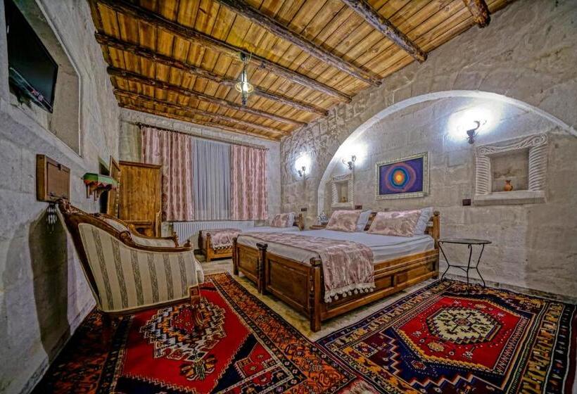 Номер Стандарт Трехместный, Elysee Cave House