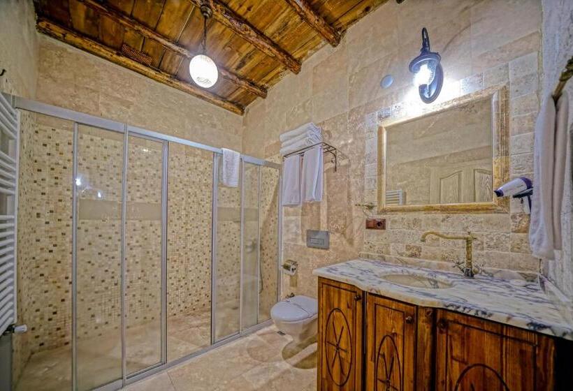 Номер Стандарт Трехместный, Elysee Cave House