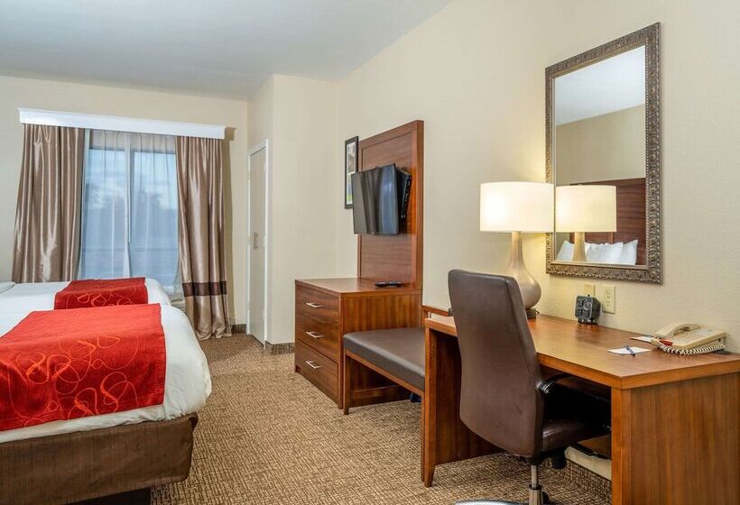 Люкс, Comfort Suites Old Town Spring