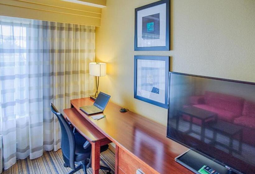 Стандартный Номер Кровать Кинг, Courtyard Fargo Moorhead, Mn