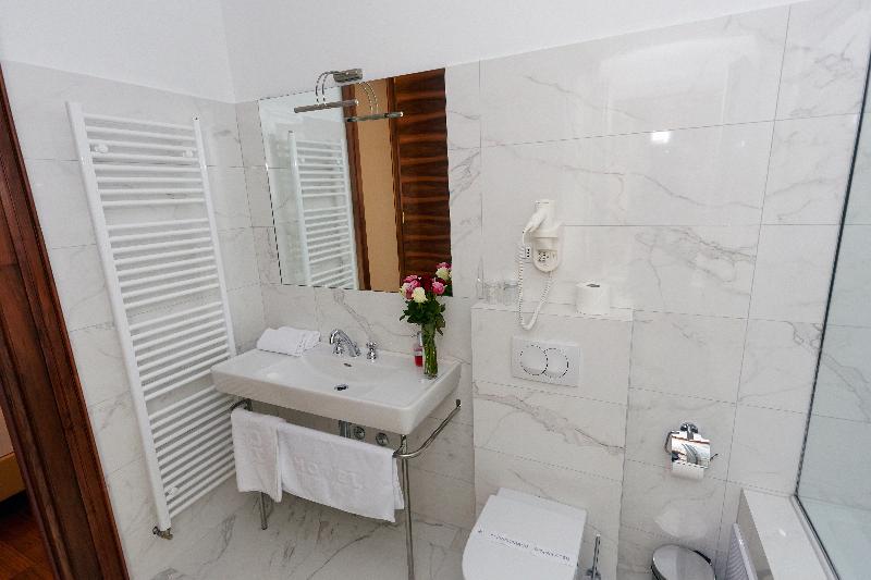 Четырехместный Номер Deluxe, Jupiter Luxury