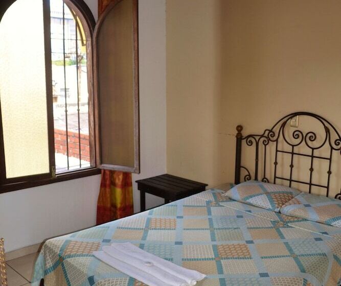 اتاق استاندارد یک نفره, Villa Florencia Centro Histórico