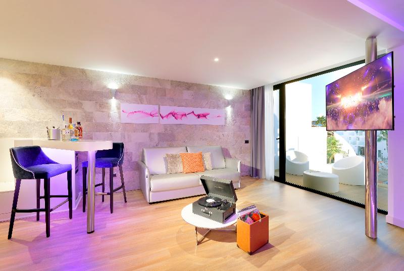 سوییت, Hard Rock Hotel Ibiza