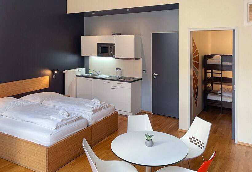 Семейный Номер Superior, Five Elements Hostel Leipzig
