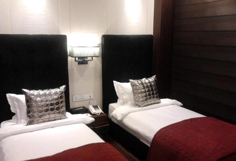 Номер Deluxe, The Nanee Suites
