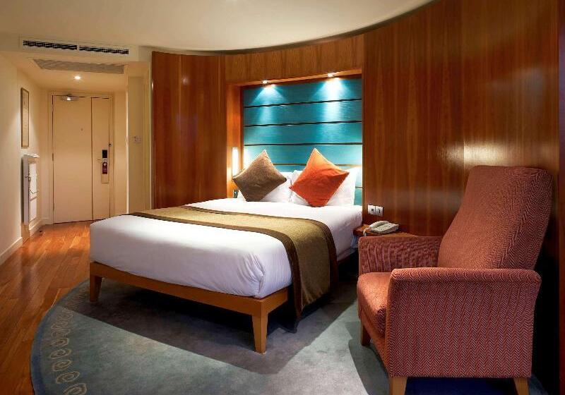 اتاق استاندارد با تخت بزرگ, Days Inn By Wyndham Grove