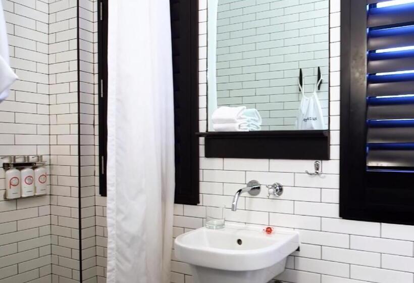 Quarto Estandar Individual, Pod 39