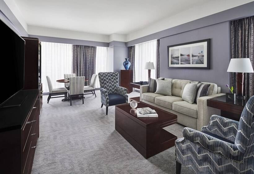 سوییت اجرایی, The Ritzcarlton, Charlotte