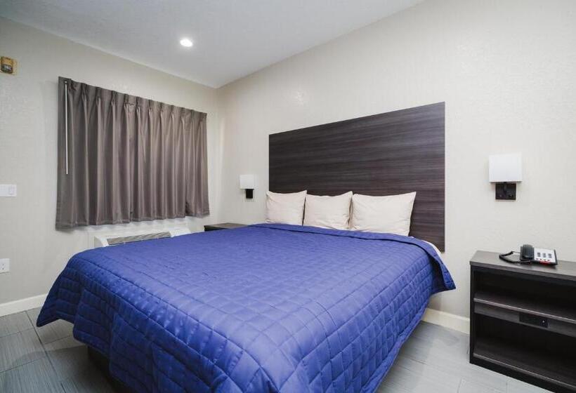 מיטת קינג בסוויטה, Winchester Inn And Suites Humble/iah/north Houston