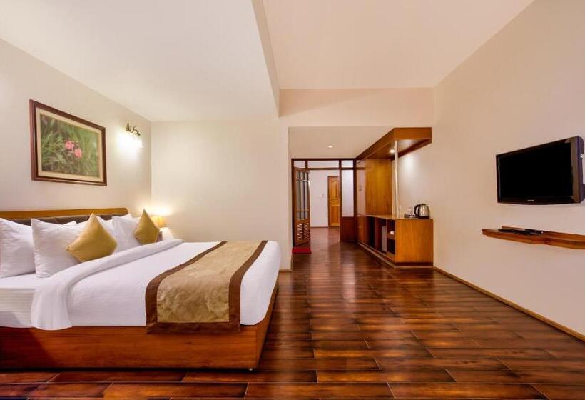 سوئیت با بالکن, Summit Ttakshang Residency Hotel & Spa Mg Marg
