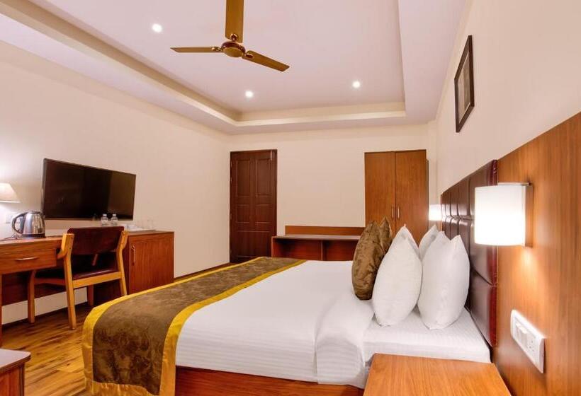 سوییت خانوادگی, Summit Ttakshang Residency Hotel & Spa Mg Marg