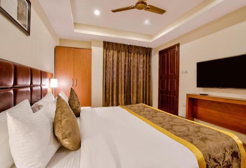 سوییت خانوادگی, Summit Ttakshang Residency Hotel & Spa Mg Marg