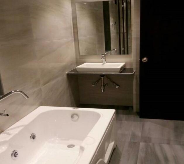 프레지덴셜 스위트, Bravia Hotel Manali Inn