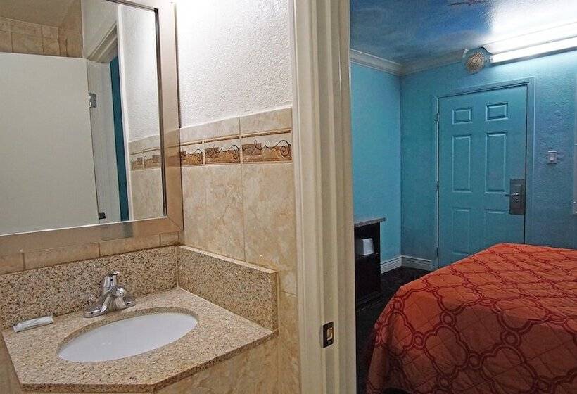 스탠다드 룸 더블 침대 2개, Lincoln Motel   Los Angeles, Hollywood Area