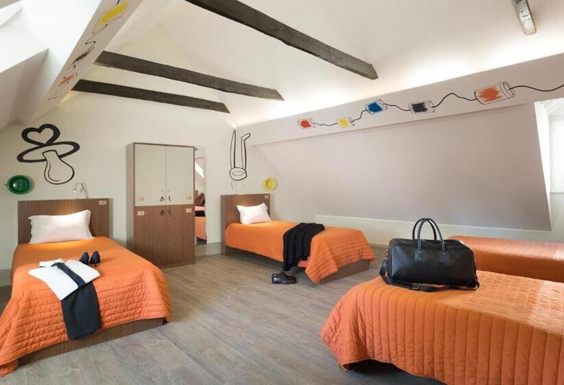 غرفة قياسية رباعية, Serenata Hotel & Hostel Coimbra